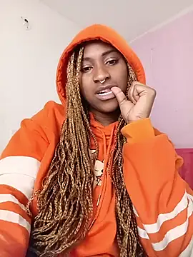 EvonyFoxxx online show from 06-10-26, 03:18