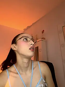 BabyLauritaa online show from 01-13-26, 10:15