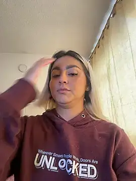 Elina Hills online show from 02-01-26, 06:39