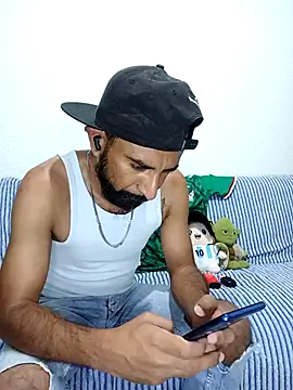 Snapshot of Barbanegra91mx chatting on 07-16-26, 02:17 Barbanegra91mx online show from 07-16-26, 02:17