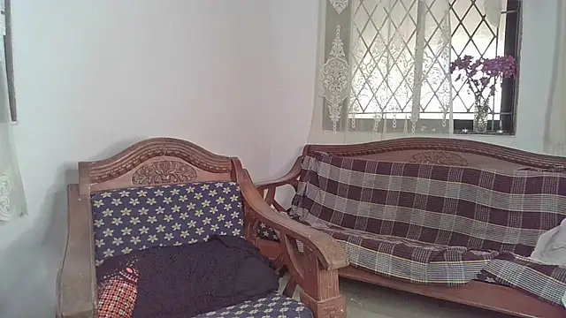 Alice honey  online show from 02-16-26, 07:15