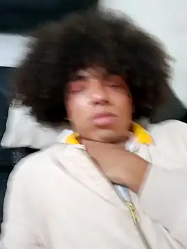 Snapshot of Kendallsofia_06 chatting on 10-30-25, 01:34 Kendallsofia 06 online show from 10-30-25, 01:34