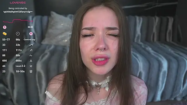 Snapshot of tinyanie chatting on 05-20-26, 03:18 tinyanie online show from 05-20-26, 03:18