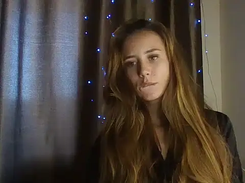 MyLittle Flame online show from 05-17-26, 09:06