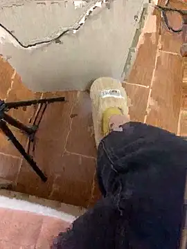 Snapshot of a-668899 chatting on 10-31-25, 09:32 a-668899 online show from 10-31-25, 09:32