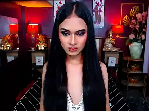 Plastique PATRICIA online show from 03-27-26, 08:37