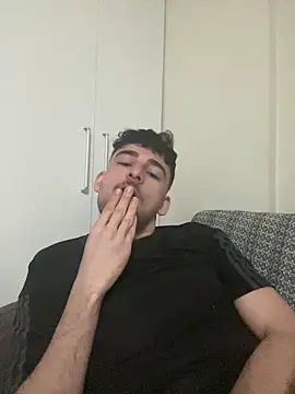 Snapshot of yasinesra757_ chatting on 03-08-26, 07:06 yasinesra757 online show from 03-08-26, 07:06