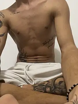 Snapshot of hardboy567 chatting on 10-30-25, 05:02 hardboy567 online show from 10-30-25, 05:02