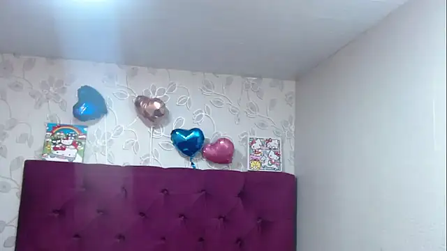Snapshot of selenabustamante chatting on 05-03-26, 11:27 selenabustamante online show from 05-03-26, 11:27