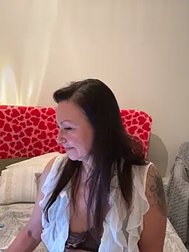 HotLdyllic online show from 02-08-26, 04:43