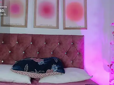 Madisonkay online show from 11-20-25, 07:13