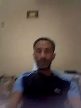 Snapshot of walide100000 chatting on 04-08-26, 10:21 walide100000 online show from 04-08-26, 10:21