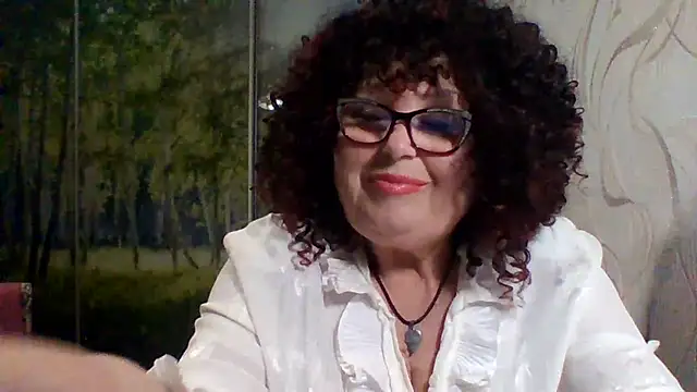 Snapshot of Milaniya606 chatting on 06-01-26, 06:09 Milaniya606 online show from 06-01-26, 06:09