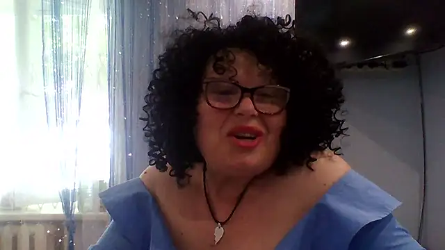 Snapshot of Milaniya606 chatting on 06-09-26, 01:45 Milaniya606 online show from 06-09-26, 01:45