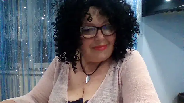 Snapshot of Milaniya606 chatting on 06-11-26, 06:39 Milaniya606 online show from 06-11-26, 06:39