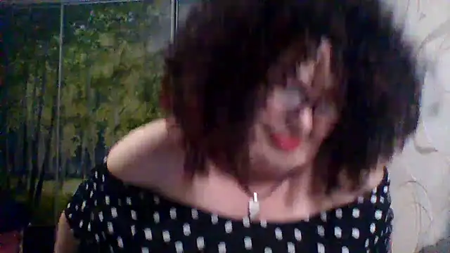 Snapshot of Milaniya606 chatting on 06-17-26, 05:25 Milaniya606 online show from 06-17-26, 05:25
