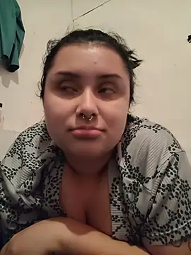 CurvyNoir online show from 07-10-26, 03:11