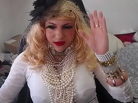 Snapshot of VanesaCrossic chatting on 05-30-26, 10:01 VanesaCrossic online show from 05-30-26, 10:01