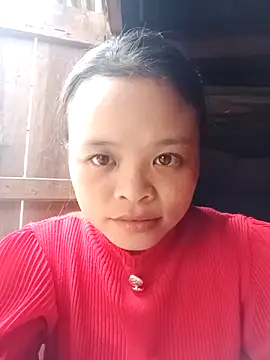 Snapshot of Serena-121 chatting on 10-31-25, 03:40 Serena-121 online show from 10-31-25, 03:40