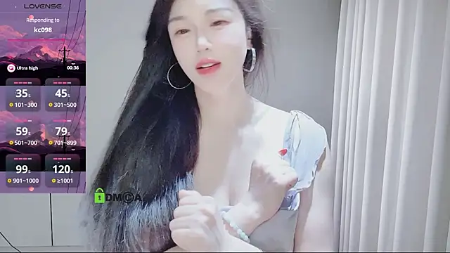 YunShan-33 online show from 03-31-26, 02:02