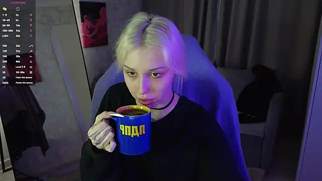 goth  tv online show from 11-10-25, 01:43