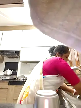 Hot-Sana2 online show from 04-13-26, 02:22