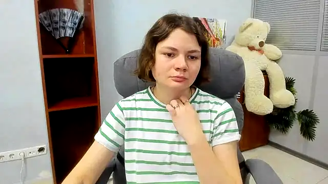 Stella-Maers online show from 03-06-26, 08:11