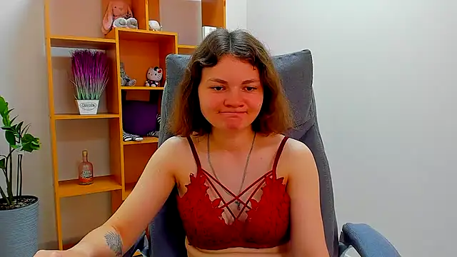 Snapshot of Stella-Maers chatting on 06-18-26, 07:30 Stella-Maers online show from 06-18-26, 07:30