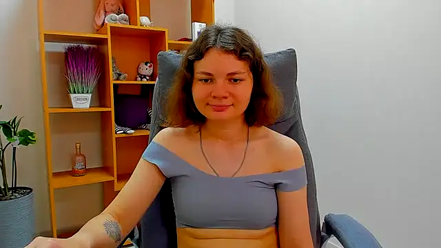 Snapshot of Stella-Maers chatting on 06-19-26, 07:23 Stella-Maers online show from 06-19-26, 07:23