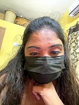 Tamil Hot Varshu online show from 12-17-25, 06:47