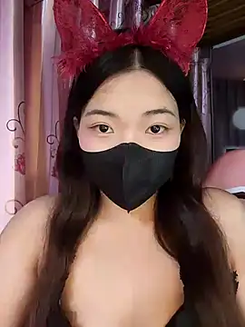 Snapshot of miu-miuuu123 chatting on 10-31-25, 05:47 miu-miuuu123 online show from 10-31-25, 05:47