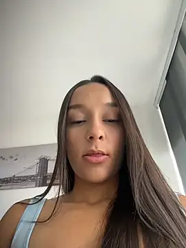 Brunettecollins05 online show from 06-11-26, 06:39