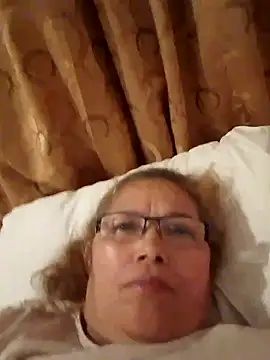 Snapshot of Cessi50 chatting on 11-20-25, 12:22 Cessi50 online show from 11-20-25, 12:22