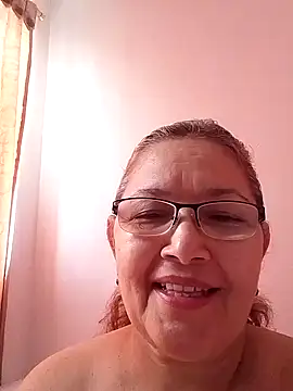 Snapshot of Cessi50 chatting on 11-20-25, 03:23 Cessi50 online show from 11-20-25, 03:23