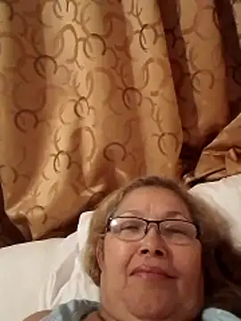 Snapshot of Cessi50 chatting on 11-29-25, 02:47 Cessi50 online show from 11-29-25, 02:47