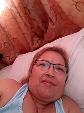 Snapshot of Cessi50 chatting on 11-29-25, 05:27 Cessi50 online show from 11-29-25, 05:27