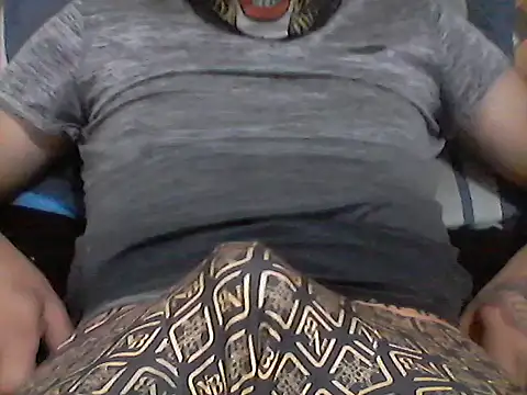 Snapshot of Elpichulotote20 chatting on 02-10-26, 06:28 Elpichulotote20 online show from 02-10-26, 06:28