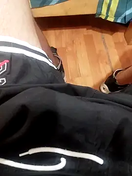 Snapshot of Elpichulotote20 chatting on 02-18-26, 12:28 Elpichulotote20 online show from 02-18-26, 12:28