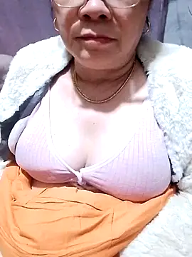 small-house123 online show from 11-28-25, 10:07