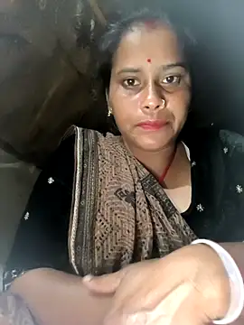 Snapshot of Hot_bhomi1 chatting on 11-02-25, 04:20 Hot bhomi1 online show from 11-02-25, 04:20