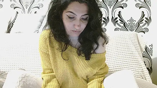 CharmingPearl online show from 03-23-26, 08:02