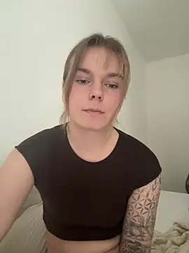 LisaFreierxx online show from 06-03-26, 03:17