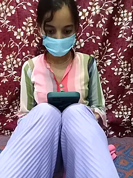 Snapshot of American_tourist chatting on 11-04-25, 03:16 American tourist online show from 11-04-25, 03:16