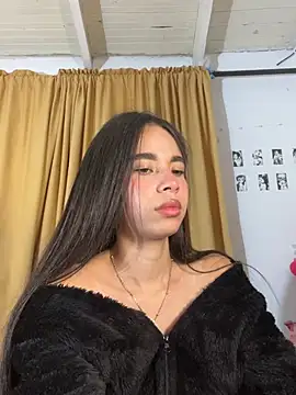 Snapshot of Milleradhara24 chatting on 07-05-26, 04:19 Milleradhara24 online show from 07-05-26, 04:19