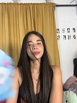 Snapshot of Milleradhara24 chatting on 07-13-26, 02:03 Milleradhara24 online show from 07-13-26, 02:03