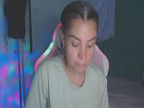 Snapshot of shayna_cute chatting on 07-15-26, 11:32 shayna cute online show from 07-15-26, 11:32