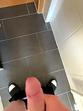 timtom19 online show from 11-21-25, 01:21