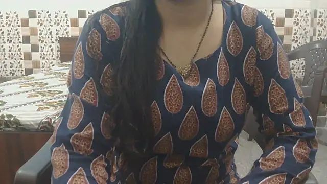 Snapshot of Sneha_lovely01 chatting on 06-28-26, 03:40 Sneha lovely01 online show from 06-28-26, 03:40