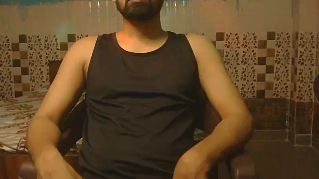 Snapshot of Sneha_lovely01 chatting on 07-01-26, 11:45 Sneha lovely01 online show from 07-01-26, 11:45
