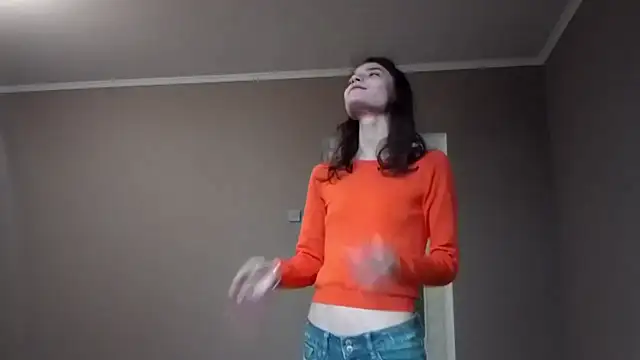 Snapshot of MartiCarolina chatting on 11-09-25, 12:47 MartiCarolina online show from 11-09-25, 12:47